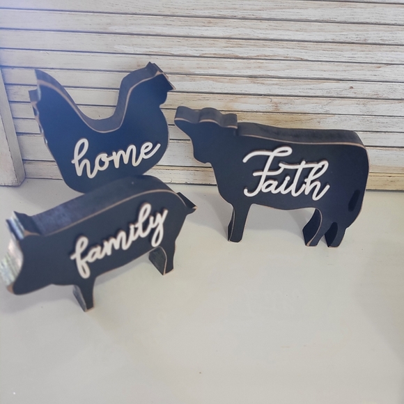 New Set/3 Primitive Barn Yard Wooden Decor - Picture 2 of 5